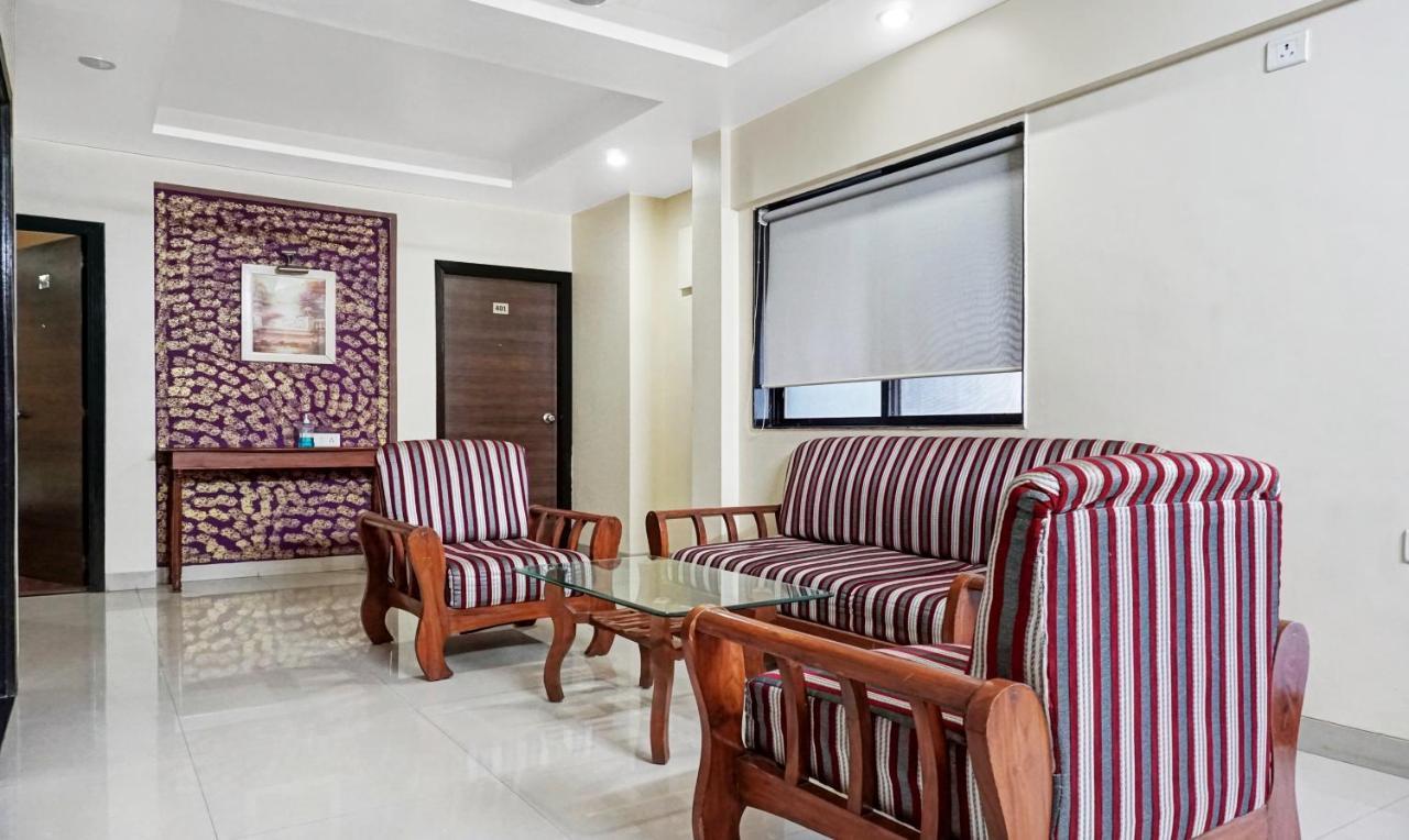 Treebo Trend Silver Crest Lohogaon ภายนอก รูปภาพ